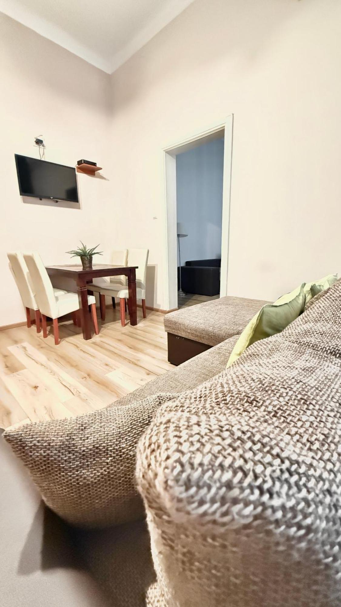בודפשט Central Walk Fashionstreet Apartmnts מראה חיצוני תמונה